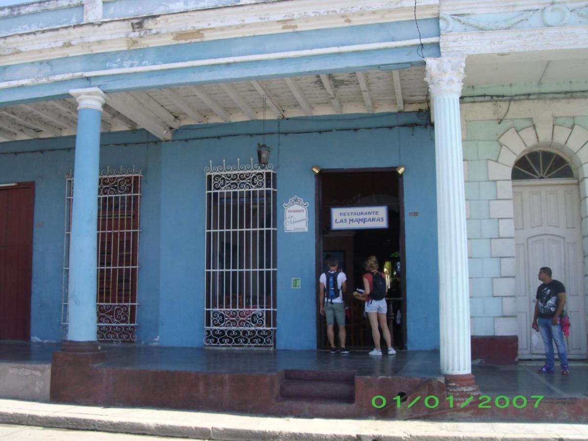 Casa Luis Y Betty Hotel Cienfuegos Exterior foto